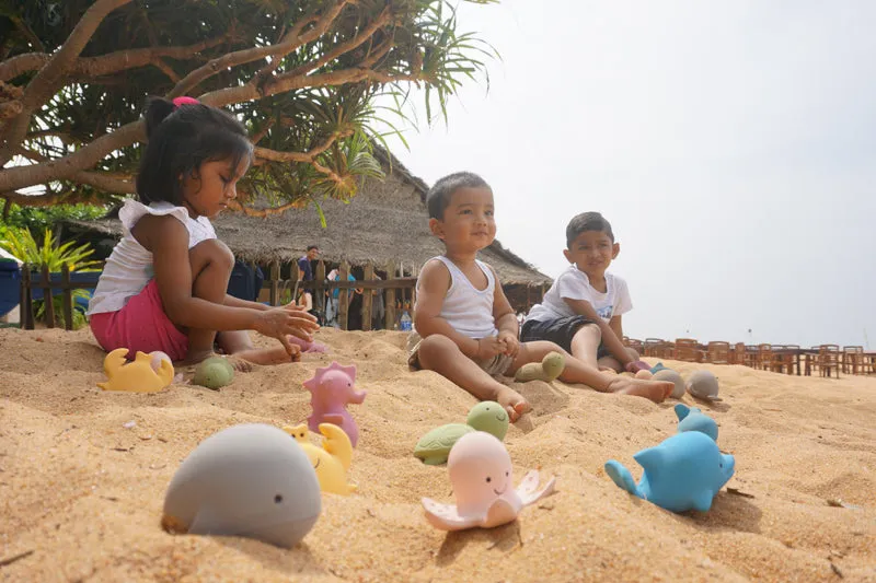 Tikiri Ocean Buddies - Rubber Teether Rattle & Bath Toys